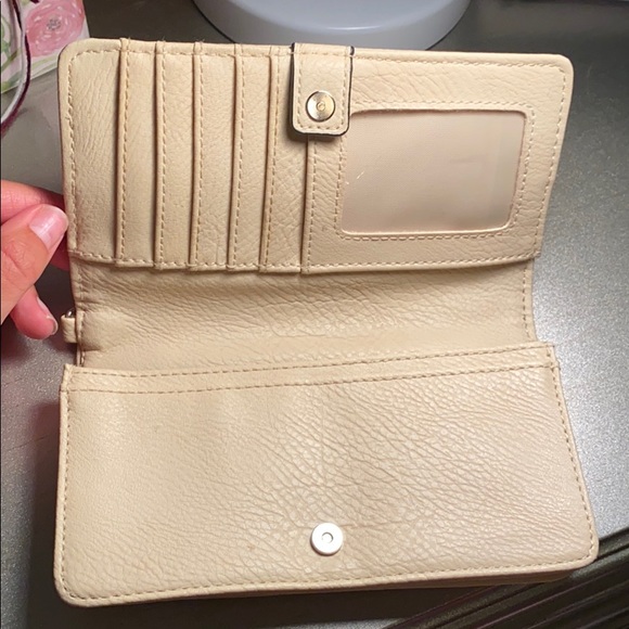 Wristlet/ Wallet - Picture 2 of 2